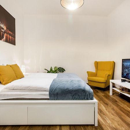 Quiet And Cozy Apartment Near The Danube Budapest Esterno foto