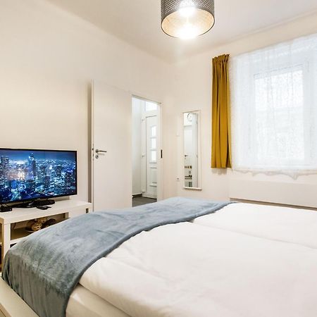 Quiet And Cozy Apartment Near The Danube Budapest Esterno foto