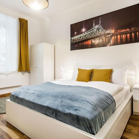 Quiet And Cozy Apartment Near The Danube Budapest Esterno foto